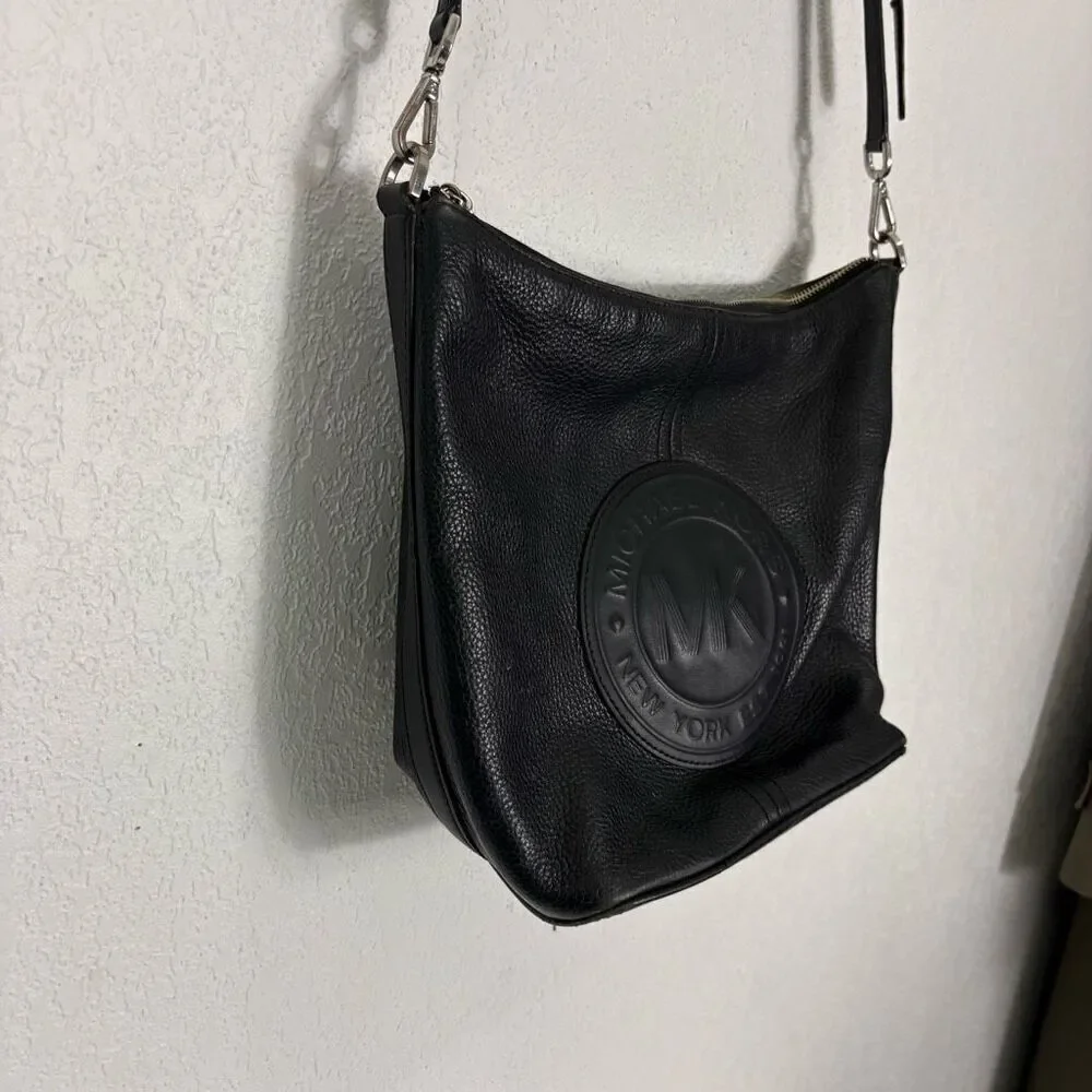 Michael Kors Black Pebbled Leather Fulton Sport Shoulder Purse‎ Big Logo
